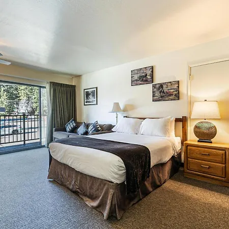 Studio 2Nd Floor #232 At Donner Lake Village